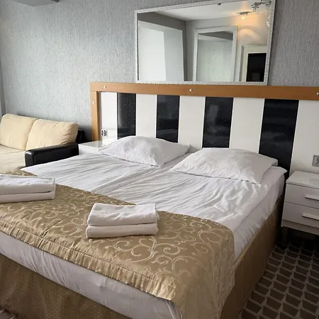 Absea Marine Z Widokiem Na Morze Колобжег