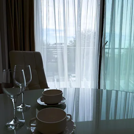 Absea Marine Z Widokiem Na Morze Колобжег